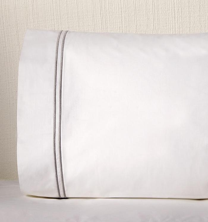 SFERRA Grande Hotel Pillowcases/pair - Standard Size